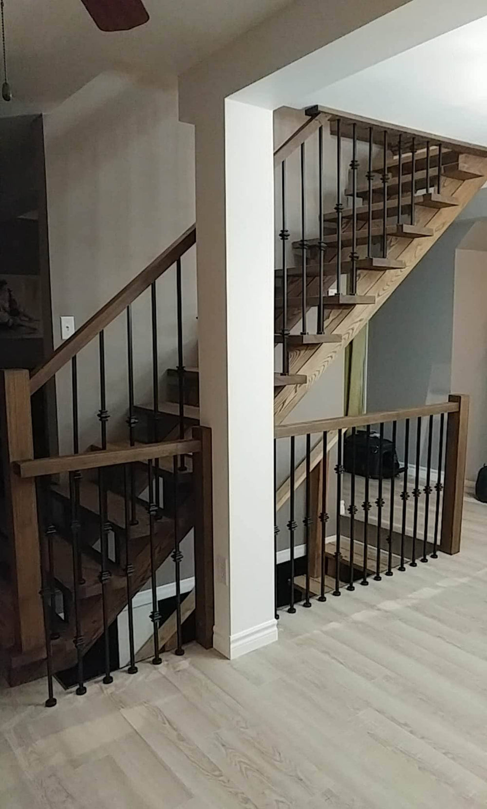 escaliers frene fer forgé bois metal